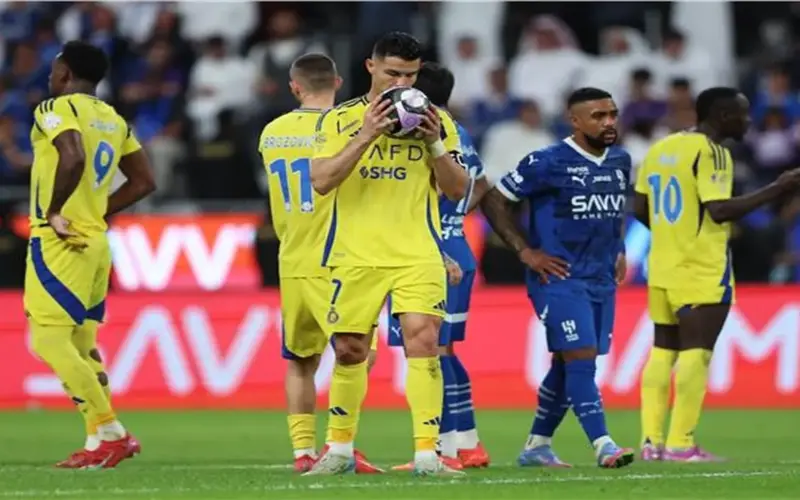 انطلاق قمة النصر والهلال في الدوري السعودي